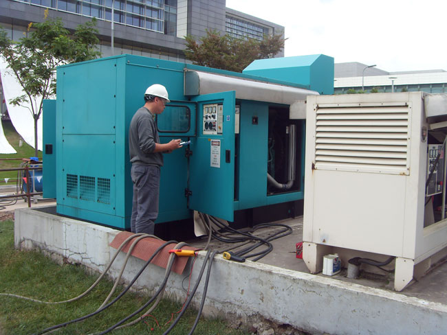 利通发电机出租